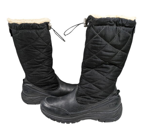 UGG Snowpeak Quilted Shearling Boots GUC $190 Size 6    S3168 - Picture 8 of 12